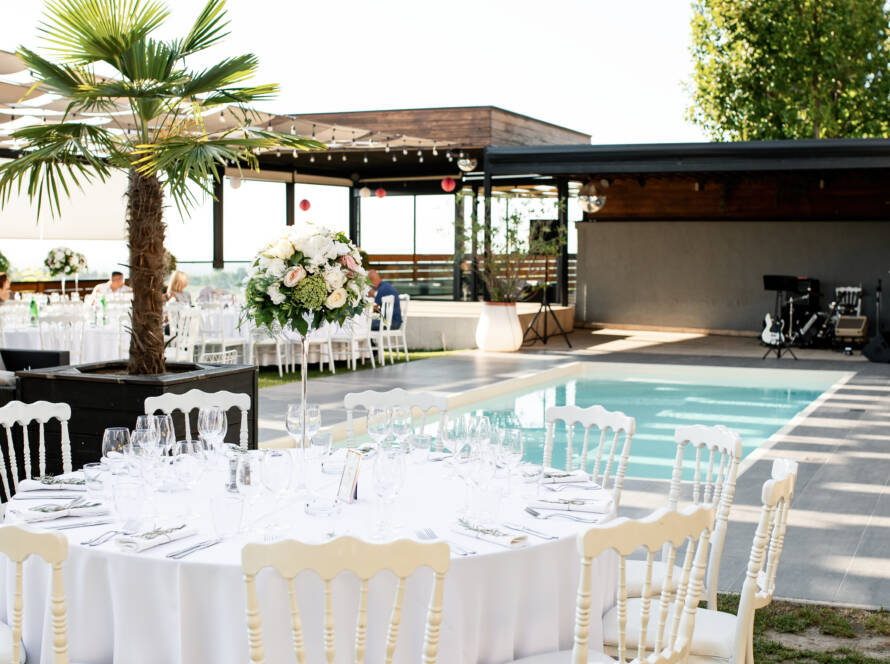 Manatheera wedding venue Nandi Hills Poolside